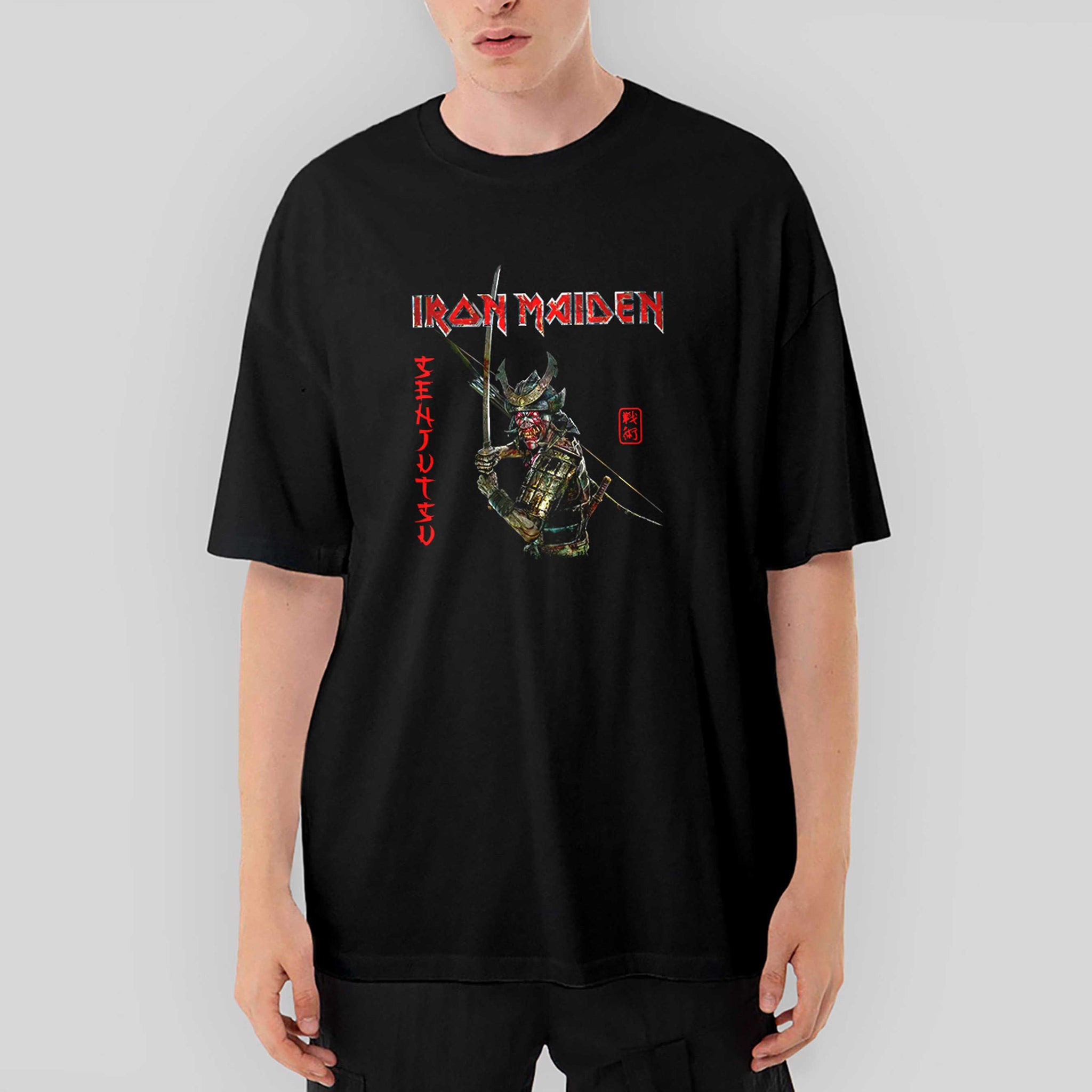 İndirimli Iron Maiden Senjutsu Oversize Siyah Tişört