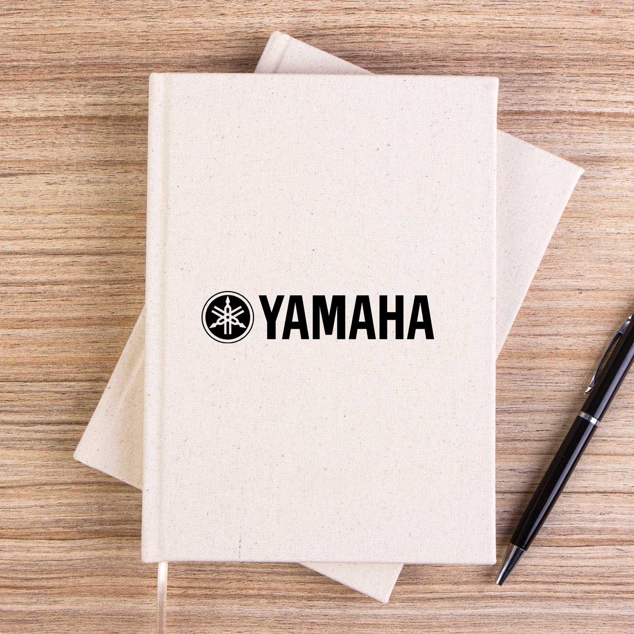 Yamaha LogoText Çizgisiz Kanvas Defter - Zepplingiyim