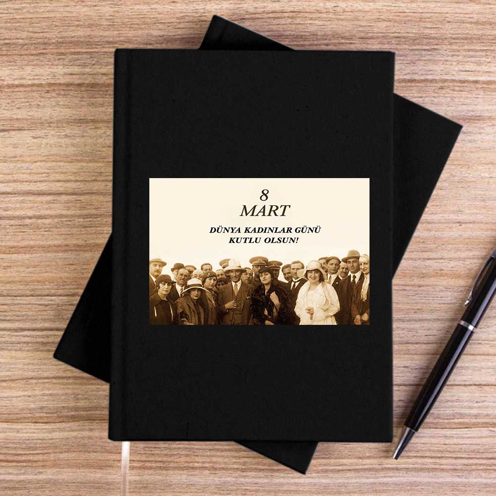 Cumhuriyet Kadınları Siyah Çizgisiz Kanvas Defter