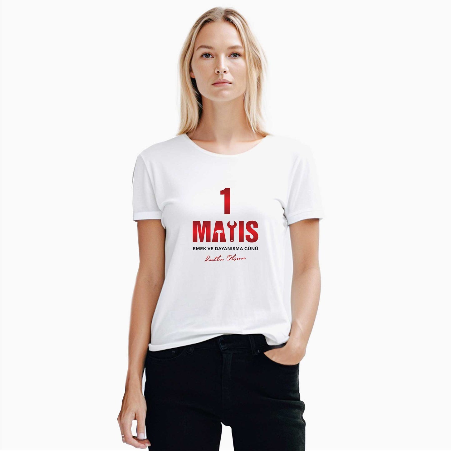1 Mayıs Beyaz Kadın Tişört