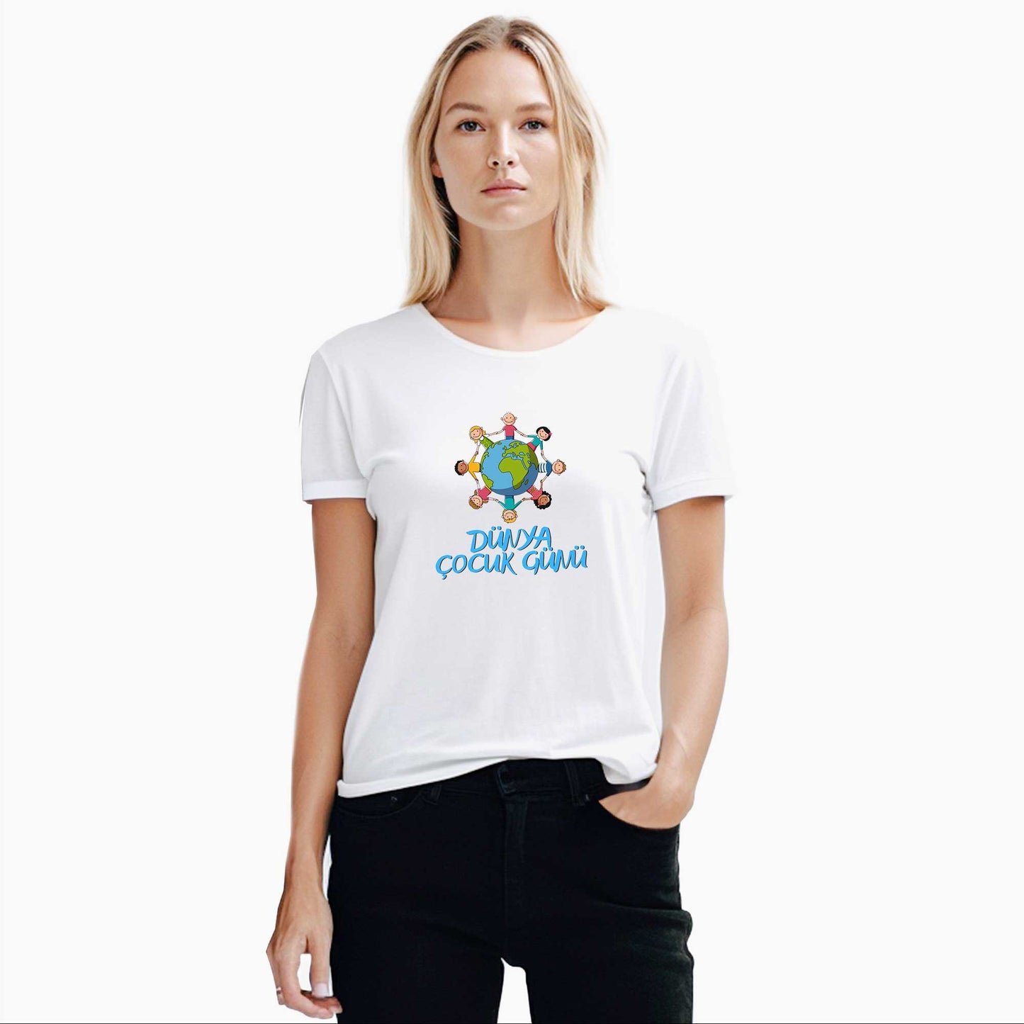 Çocuk Günü Beyaz Kadın Tişört