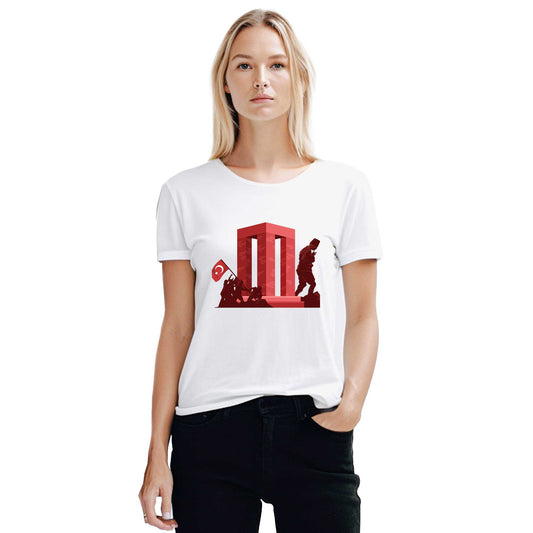 18 Mart Şehitler Abidesi Beyaz Kadın Tişört