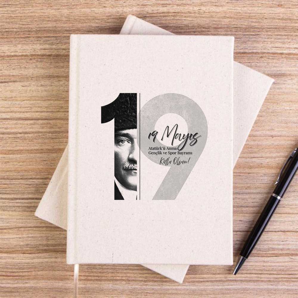 19 Mayıs Monokrom KremÇizgisiz Kanvas Defter