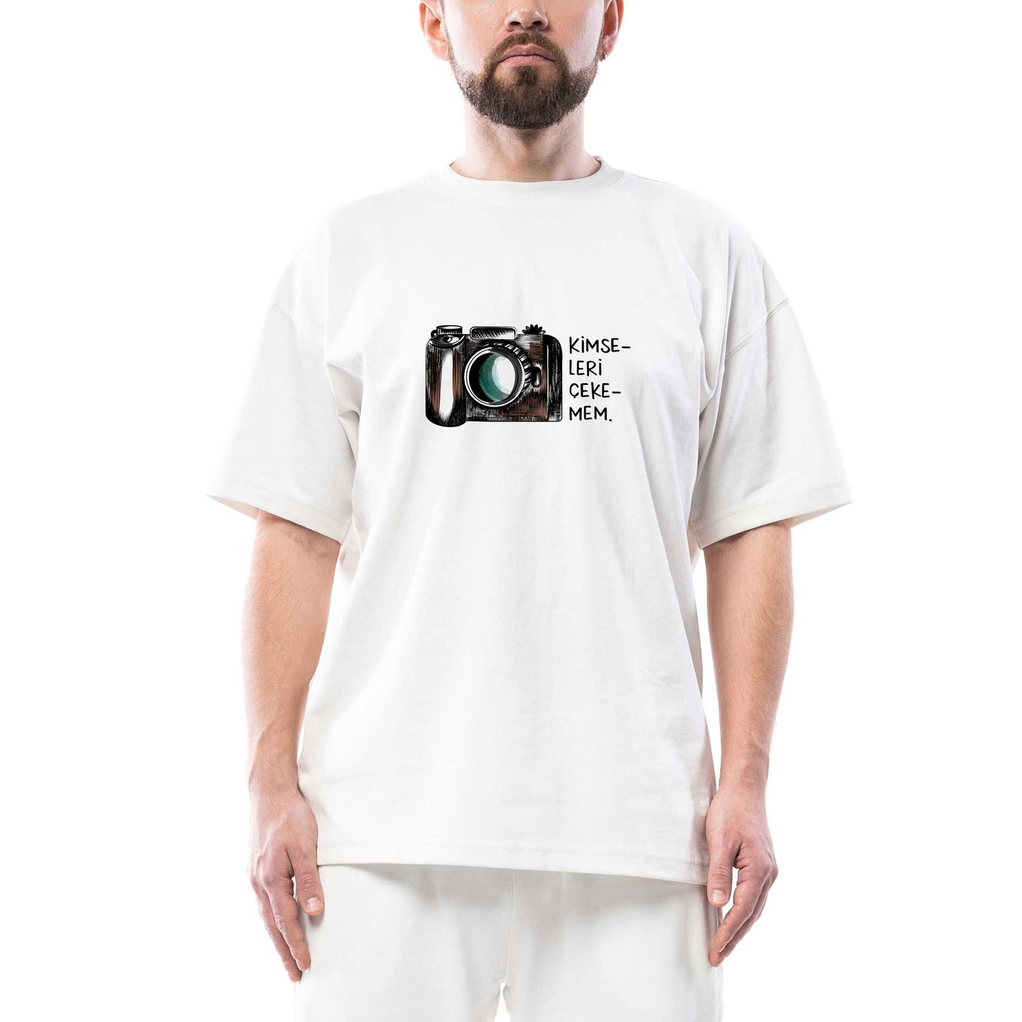 Kimseleri Çekemem Oversize Beyaz Tişört