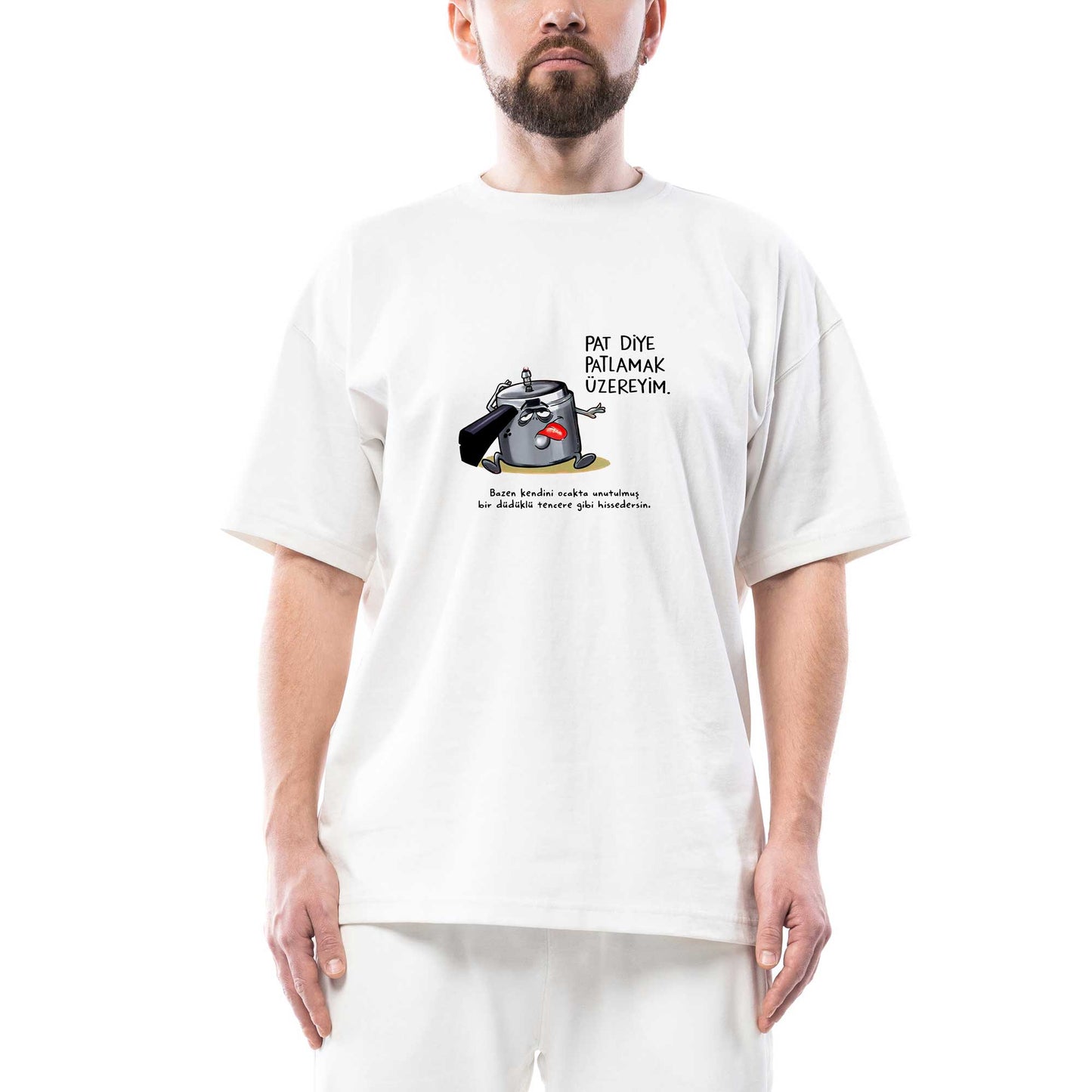 Pat Diye Patlamak Üzereyim Oversize Beyaz Tişört