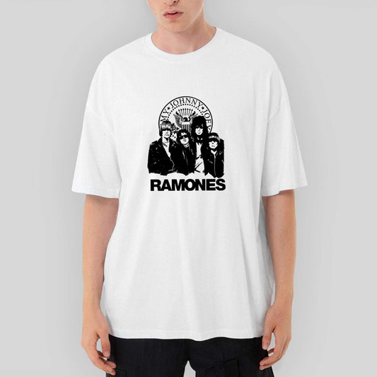 Ramones Logo and Group Oversize Beyaz Tişört