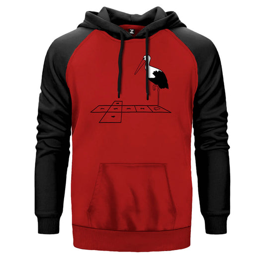 Seksek Oynayan Leylek çift renk reglan kol kapşonlu sweatshirt - kırmızı