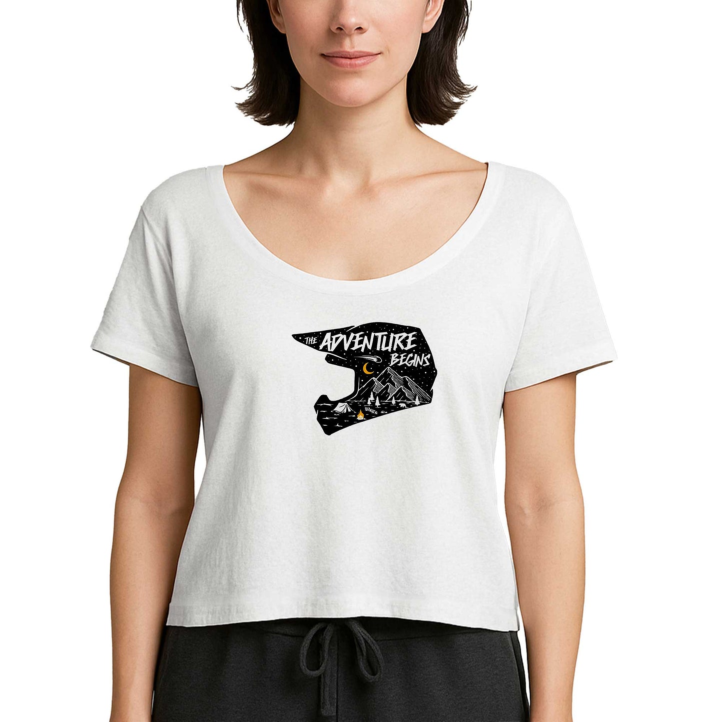 The Adv Entura Begins Beyaz Kadın Tişört