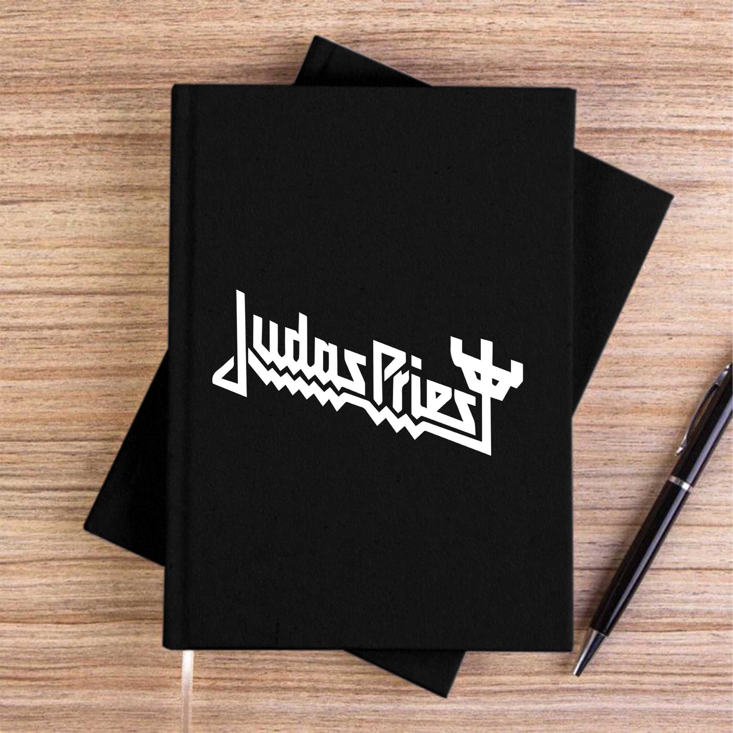 Judas Priest Siyah Çizgisiz Kanvas Defter