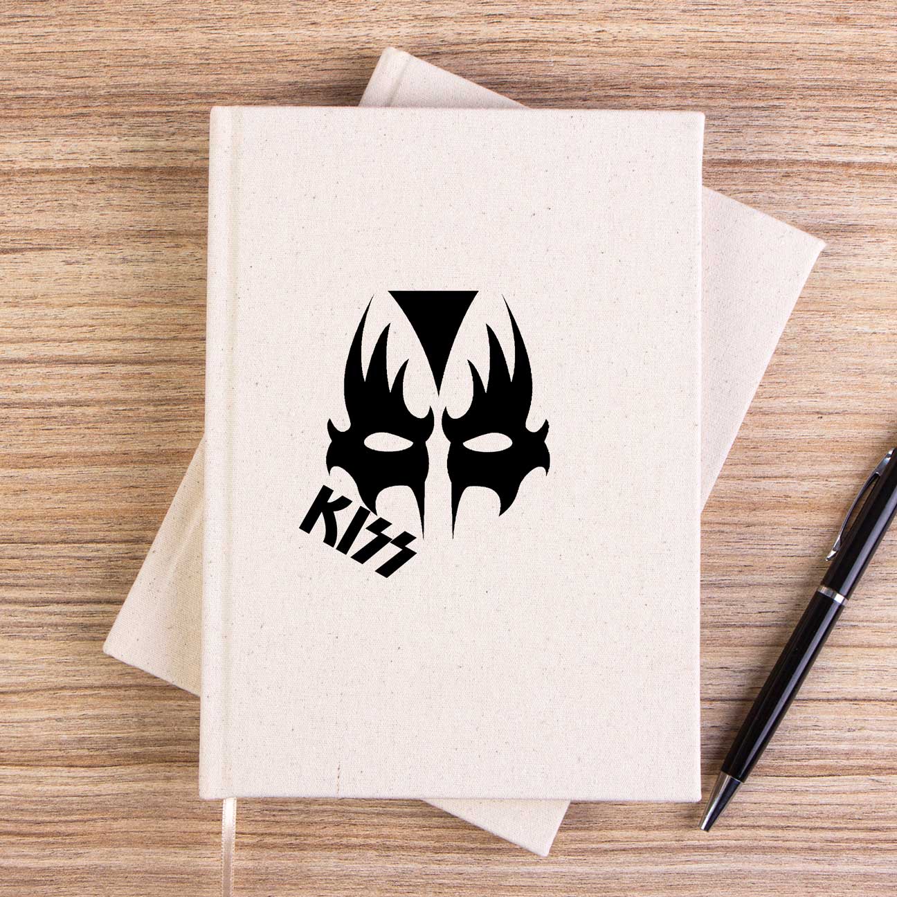 Kiss Mask Çizgisiz Kanvas Defter