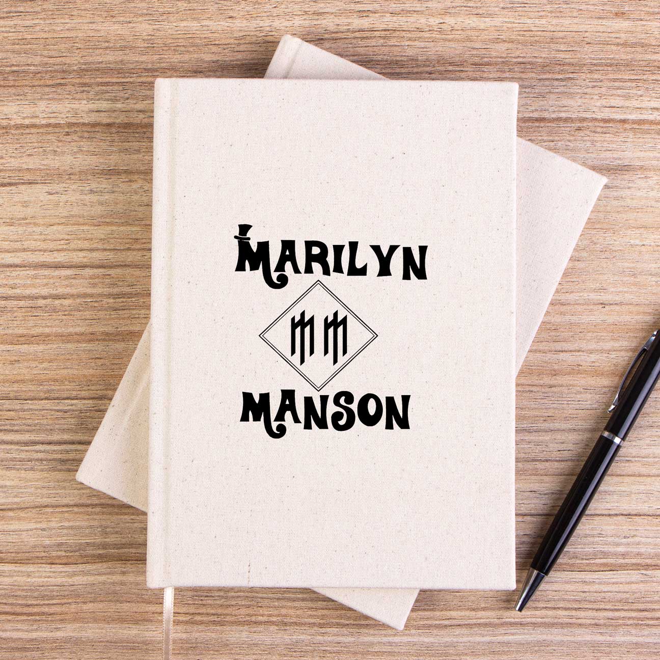 Marilyn Manson Text Çizgisiz Kanvas Defter