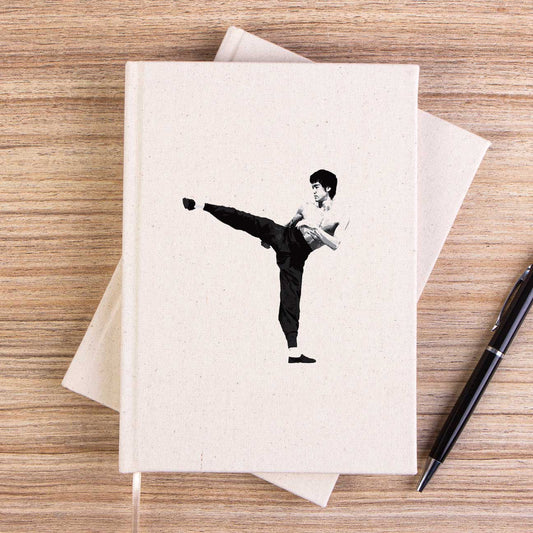 Bruce Lee Kick Deffense Çizgisiz Kanvas Defter