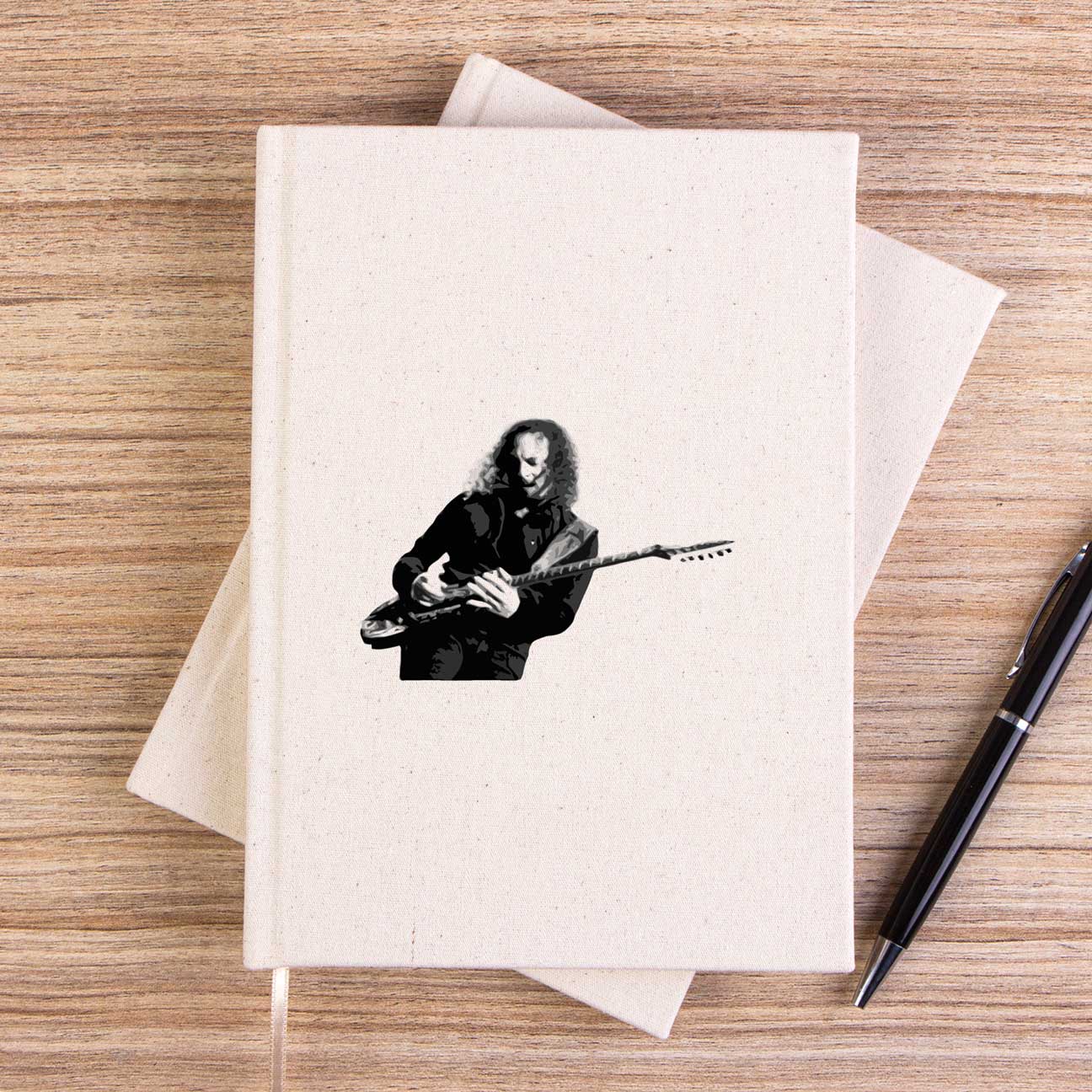 Metallica Kirk Hammett Çizgisiz Kanvas Defter