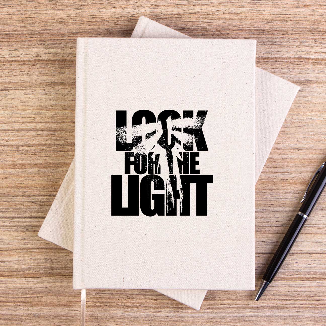 The Last Of Us Look for The Light Text Çizgisiz Kanvas Defter