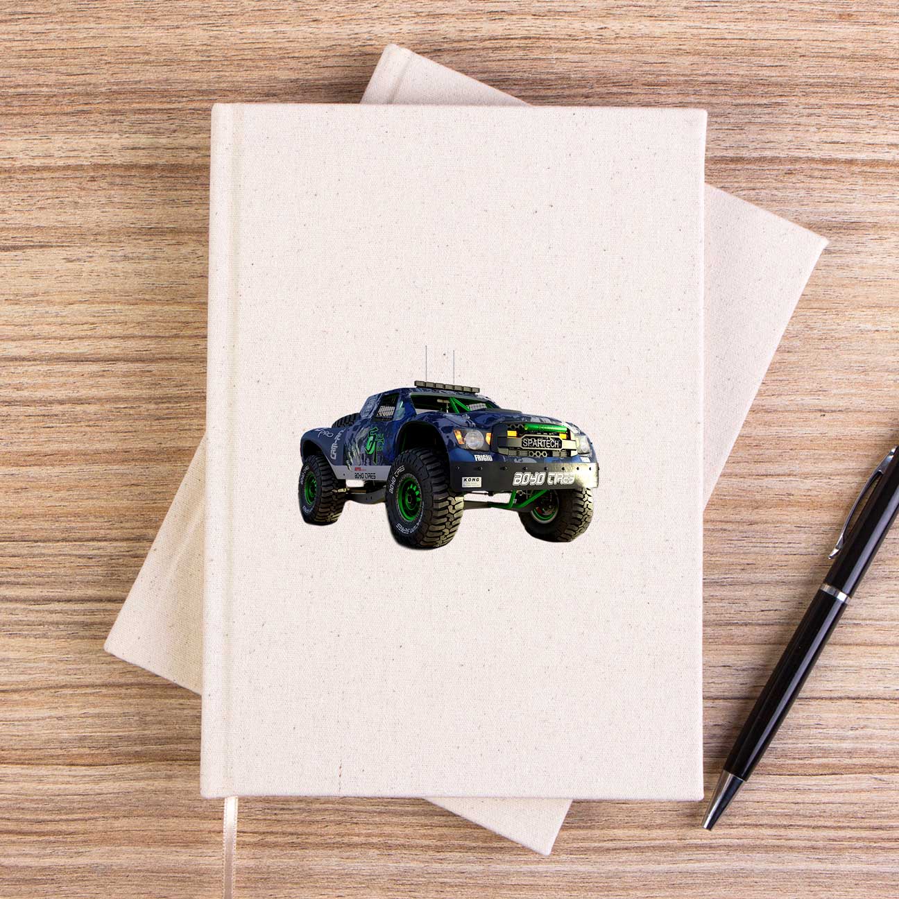 Off Road Yarış Arabası  Çizgisiz Kanvas Defter