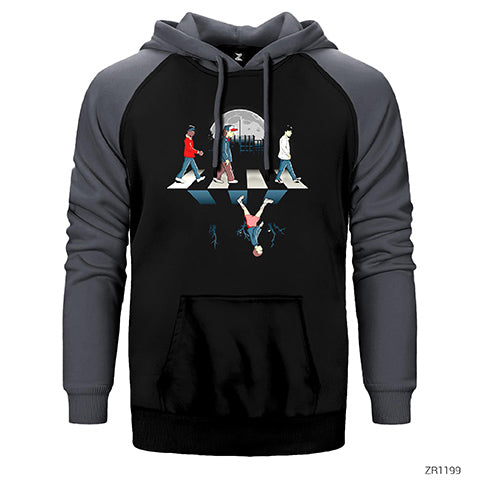 Stranger Things Team on Road Çift Renk Reglan Kol Sweatshirt / Hoodie