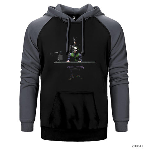 Batman And Joker Inquiry Çift Renk Reglan Kol Sweatshirt / Hoodie