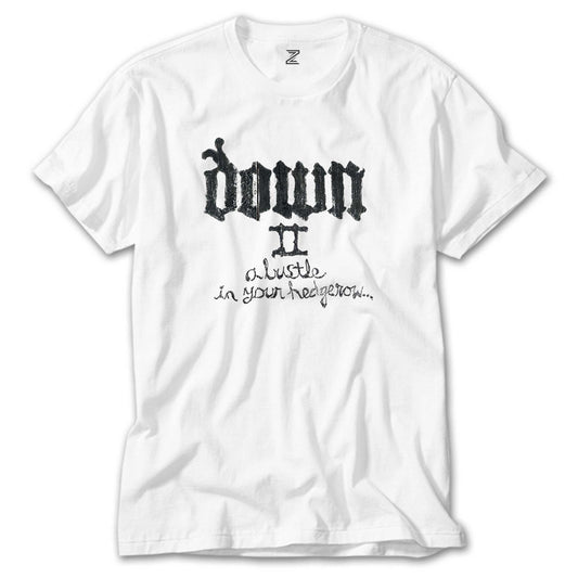 Down ii A Bustle İn Your Hedgerow Beyaz Tişört