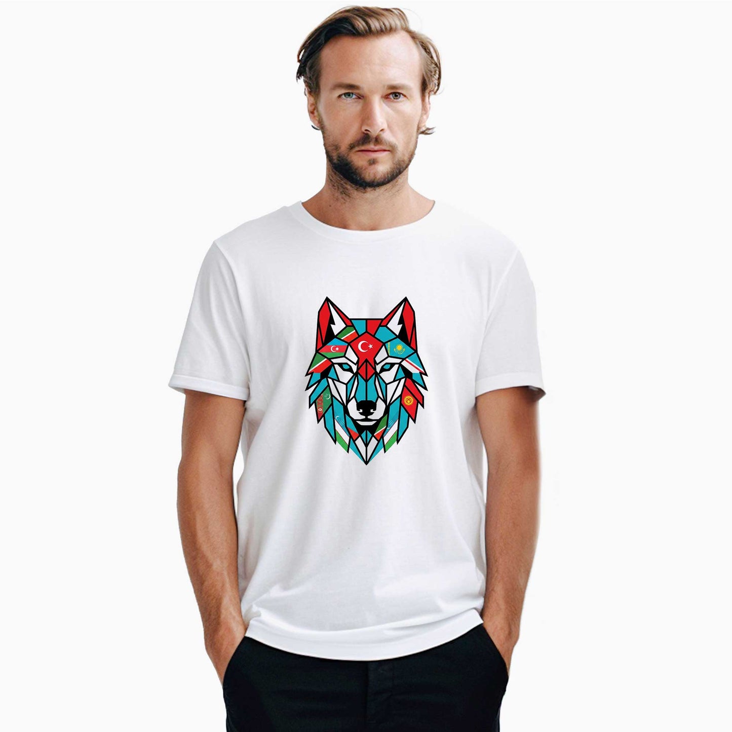 Renkli Geometrik Low Poly Bozkurt Başı Baskılı Beyaz Tişört