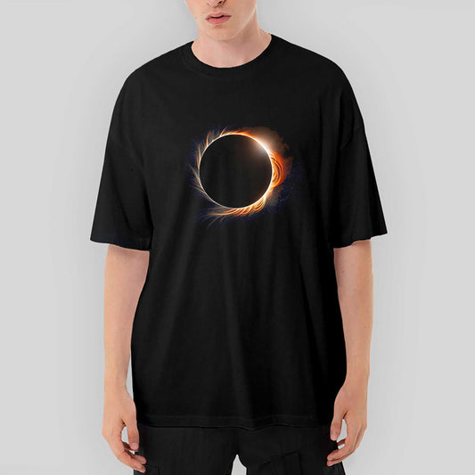Solar Eclipse Oversize Siyah Tişört - Zepplingiyim